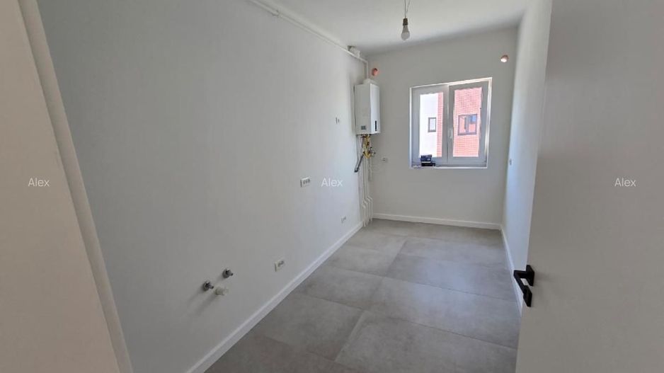 Ofer spre vanzare apartament aproape nou cu 2 camere, nemobilat - Poză 4