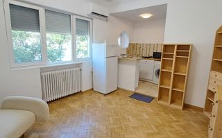 Calea Mosilor - Hristo Botev, garsoniera 27 mp, mobilata si utilata - Poză 2