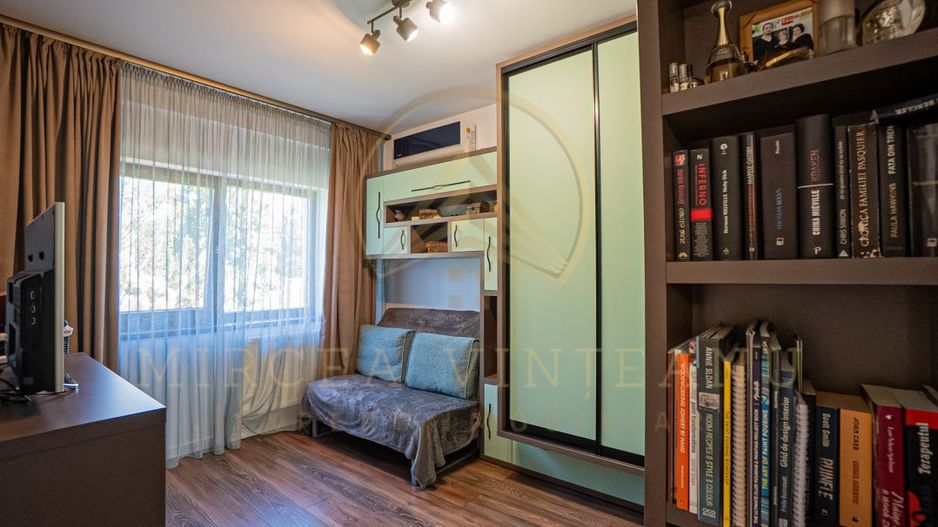 Casa P+1E de vanzare in Mamaia - Tabara Navodari - Poză 18