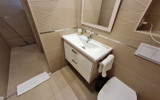 Elegantă și prestanță - Poză 6