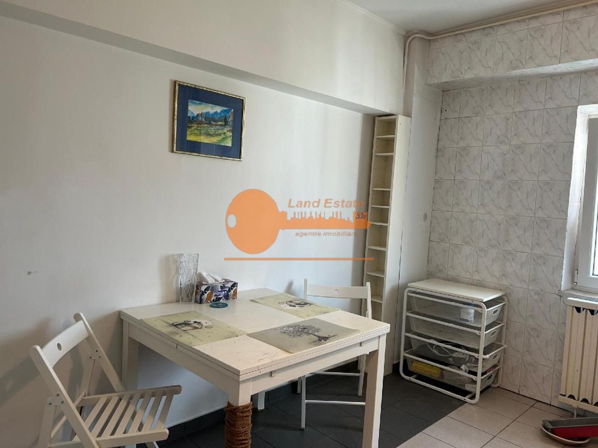 Apartament cu 4 camere in zona Tei-Maica Domnului - Poză 10