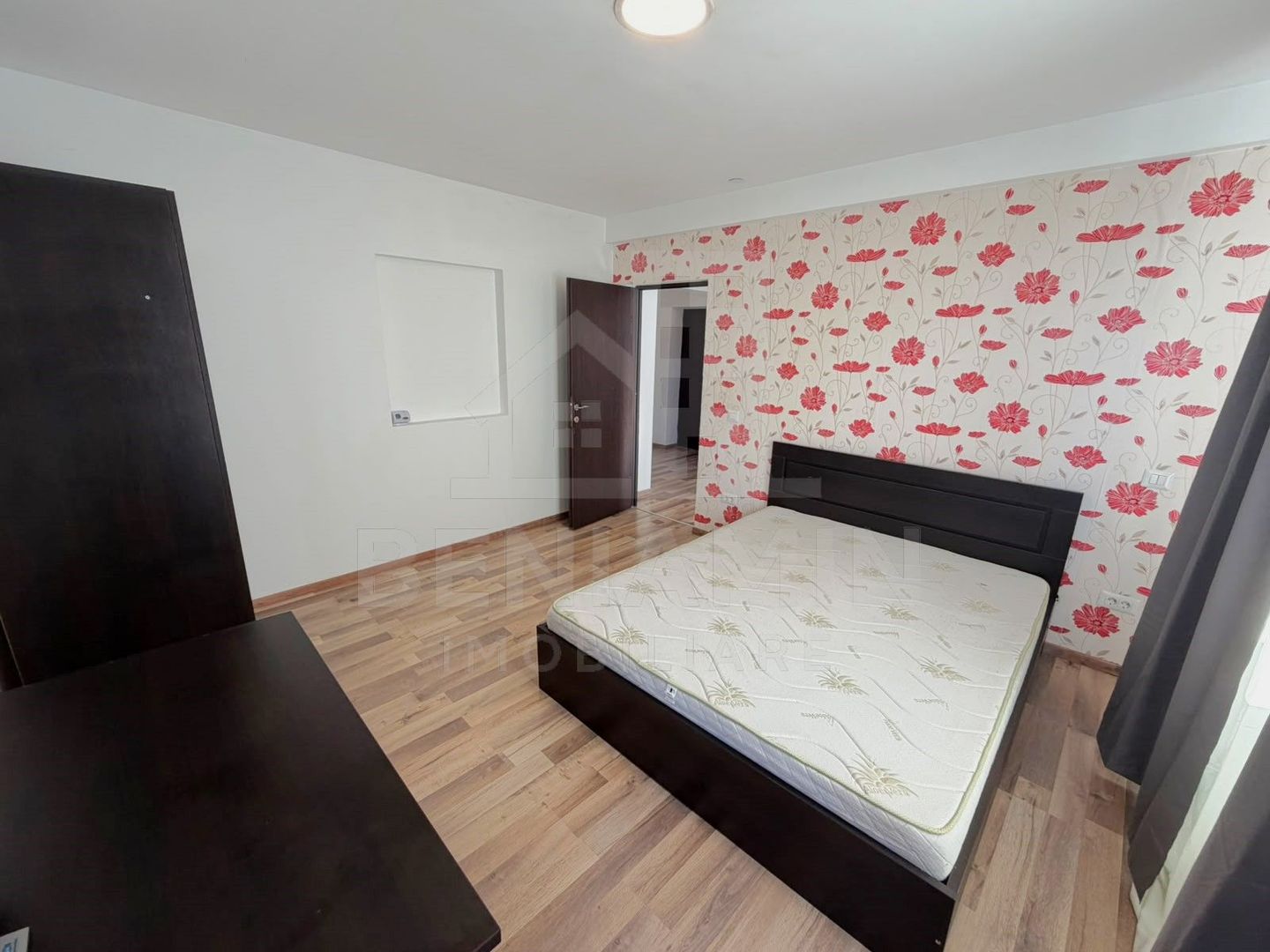 3 Camere-Mobilat-Utilat-60mp-Centrala Termica-Zona Grivitei - Poză 4
