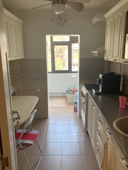 Apartament 3 camere Decomandat - Poză 4