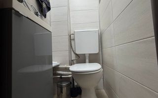 4 camere, 82 mp, parter, parcare, boxă, renovat, metrou la 400 m - Poză 8