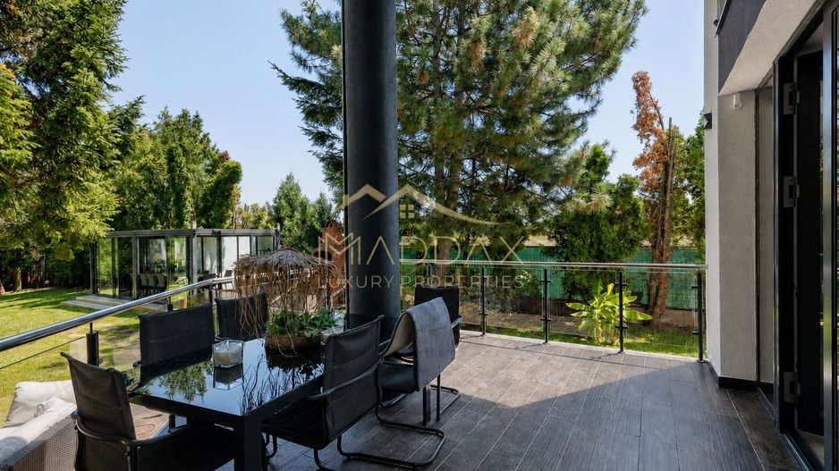 Vila Exclusivista cu 5 camere *3000mp curte si deschidere la lac* // Snagov - Poză 26