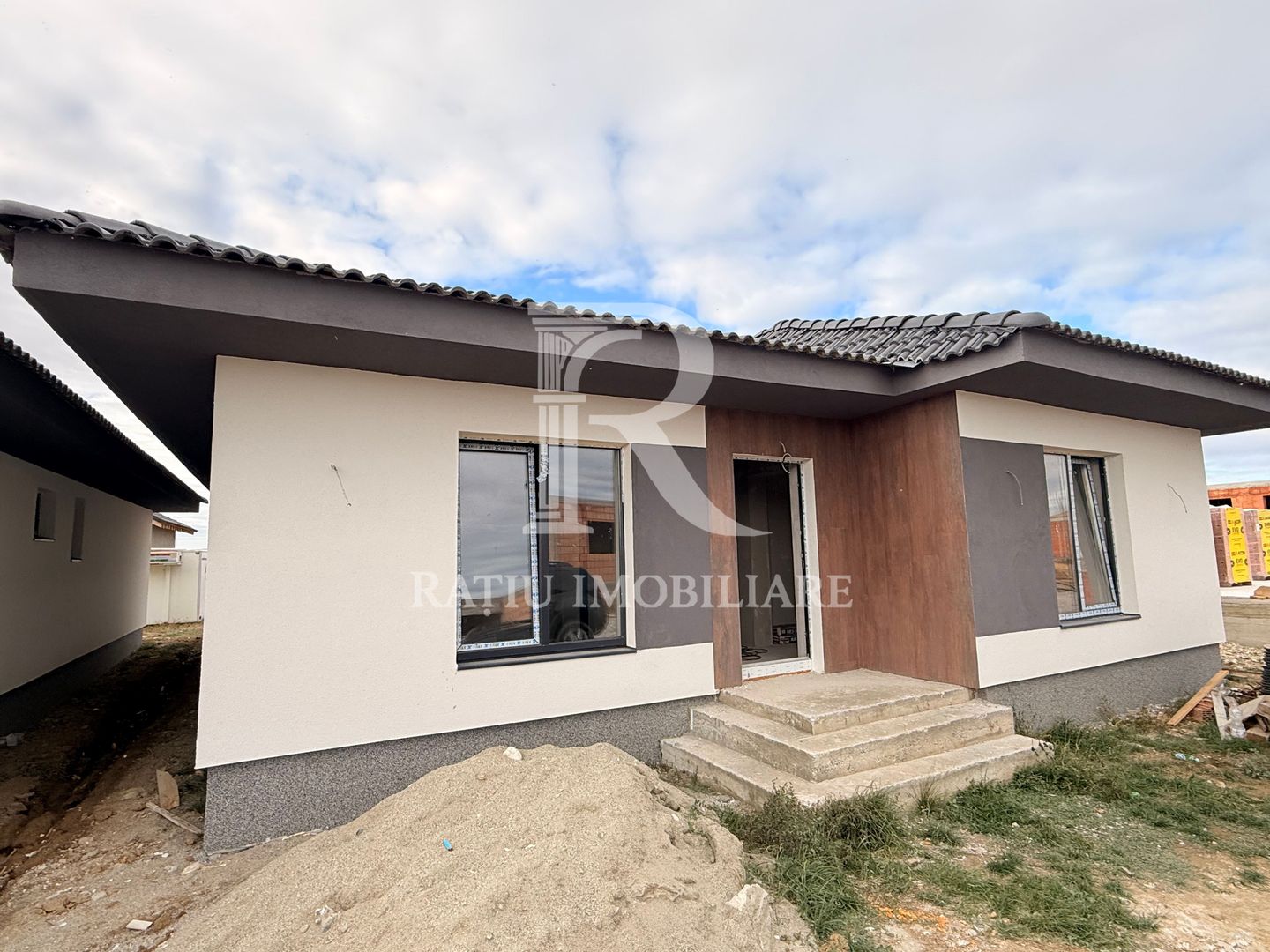 Casă modernă cu 3 dormitoare | Cihei | Aproape de Oradea - Poză 1
