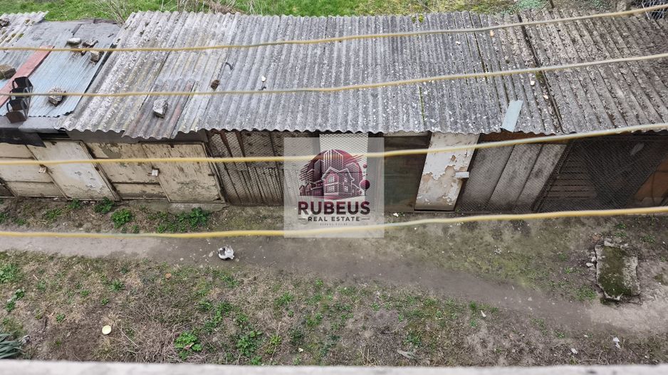 Mic la întreținere, bun la randament: apartament în Orșova - Poză 39