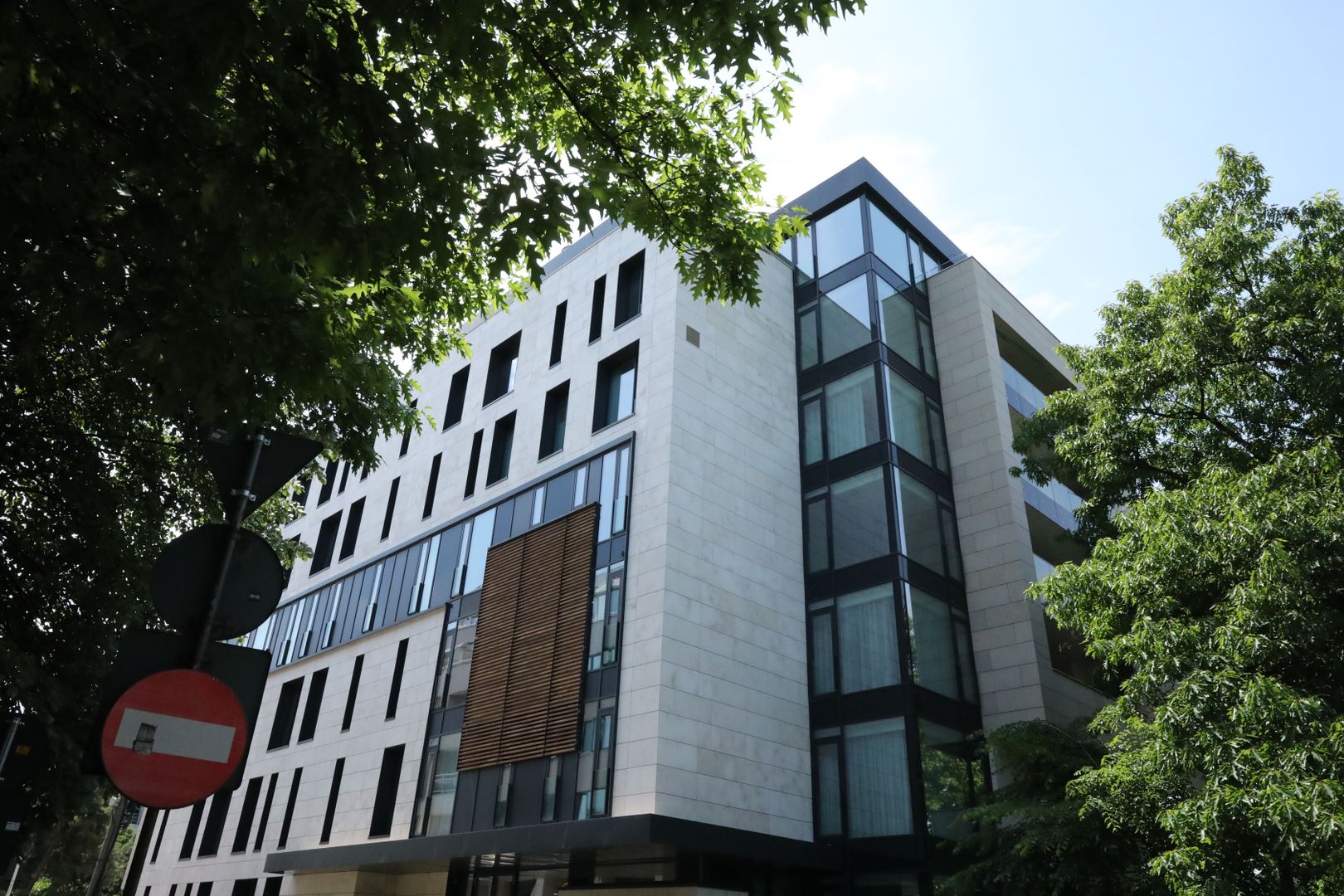 De Gaulle residence, Arcul de Triumf \ De Gaulle residence, - Poză 1