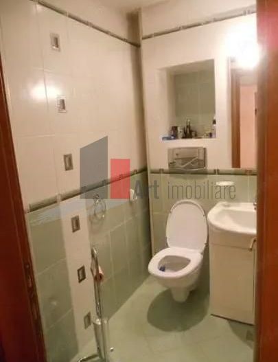 APARTAMENT 4 CAMERE  ULTRACENTRAL. - Poză 5
