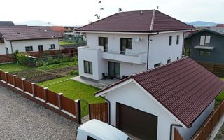 Casă de Vânzare în Tarlungeni, Cartier Izvor Brașov - Poză 3