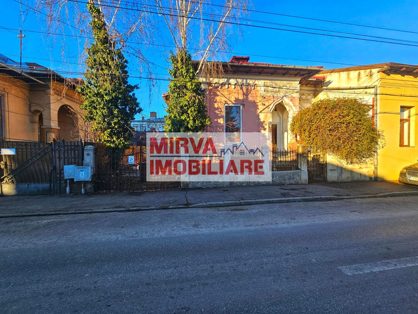 Casă cu arhitectură interbelică, 5 camere, teren 409 mp – Central - Poză 6