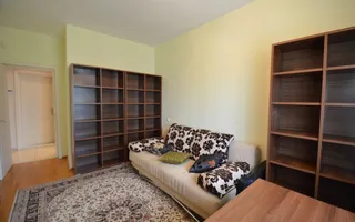 Vilă splendidă cu grădină extinsă și facilități moderne - Poză 16