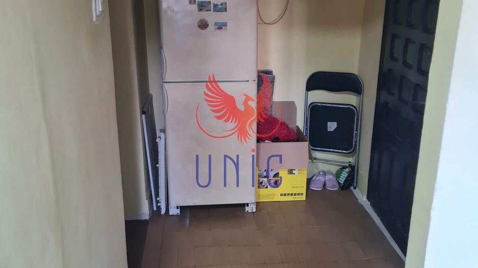 Apartament 3 camere decomandat parter, 1 Mai - Poză 2