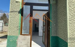 Casa 3 camere, ultracentral, fara trafic auto, Campina, Prahova - Poză 1