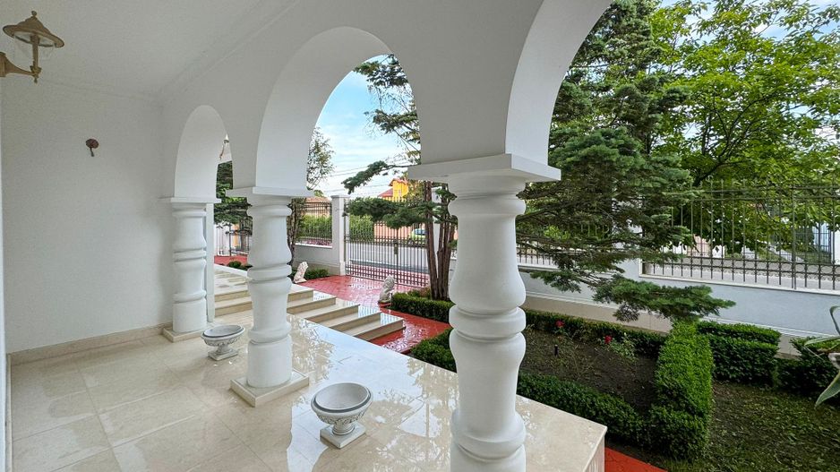 PROPRIETATE CU ENERGIE PURA |  Sanctuarul Eleganței și Rafinamentului - Poză 28