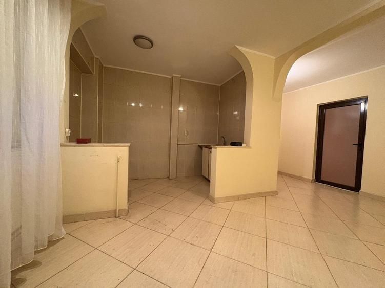 De vanzare Apartament 3 camere,  Panduri - 13 septembrie sector 5 - Poză 10