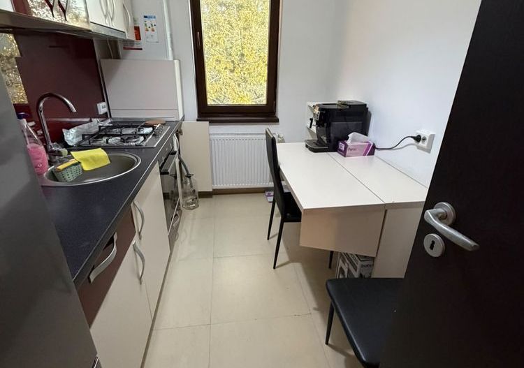 De inchiriat apartament 2 camere - Poză 4