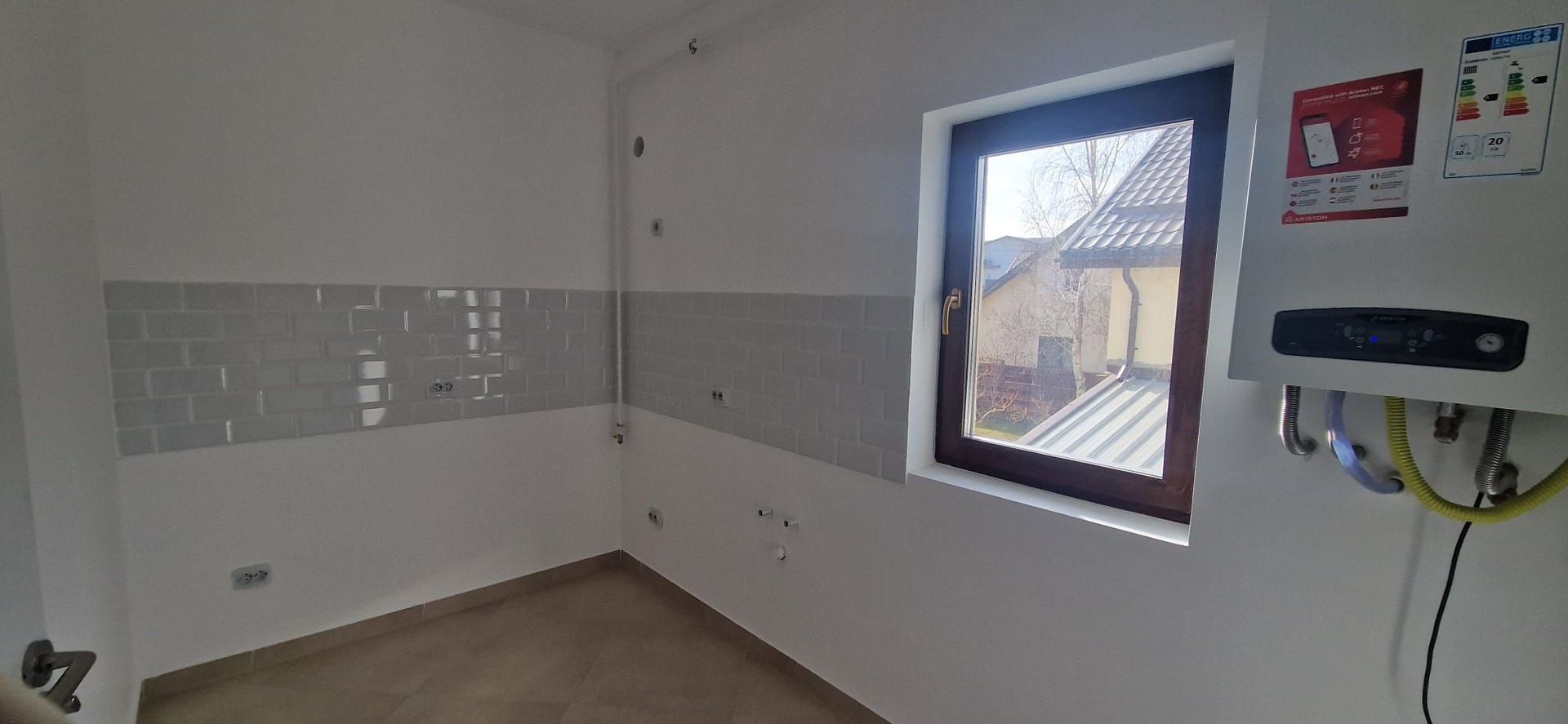 Apartament 3 camere 64 mp + loc de parcare Lunca Cetatuii 95000 euro - Poză 4