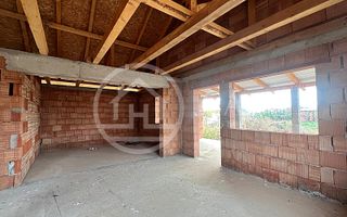 Teren si casa la rosu de vanzare in Biharia, Bihor - Poză 5