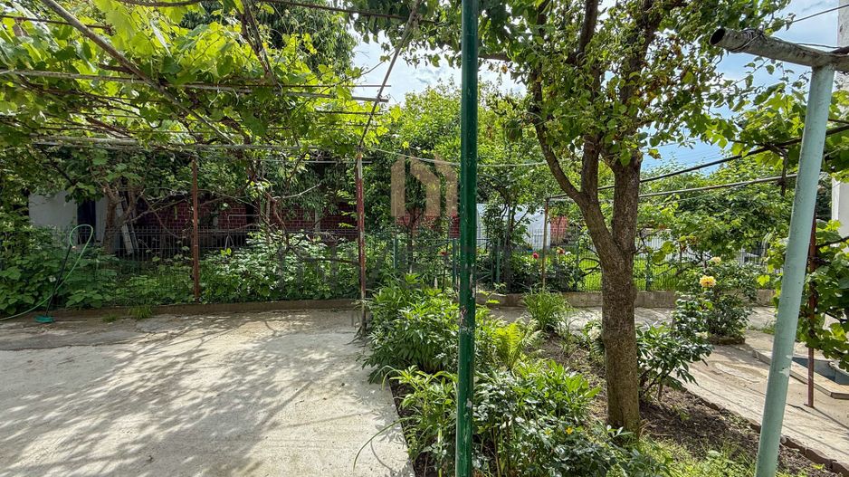 Apartament  78 mp utili cu gradina de 100 mp pe strada Brasov! - Poză 10