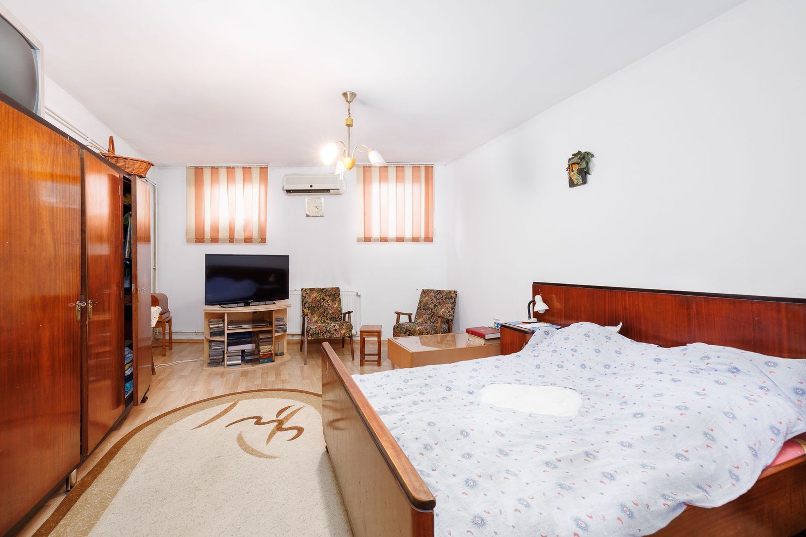 Decebal-Invingatorilor Vila 6 camere-455mp teren - Poză 6