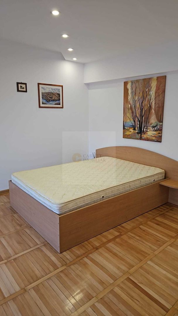 Poziție excelentă | Garsonieră cu vedere superbă | rond Alba Iulia - Poză 3