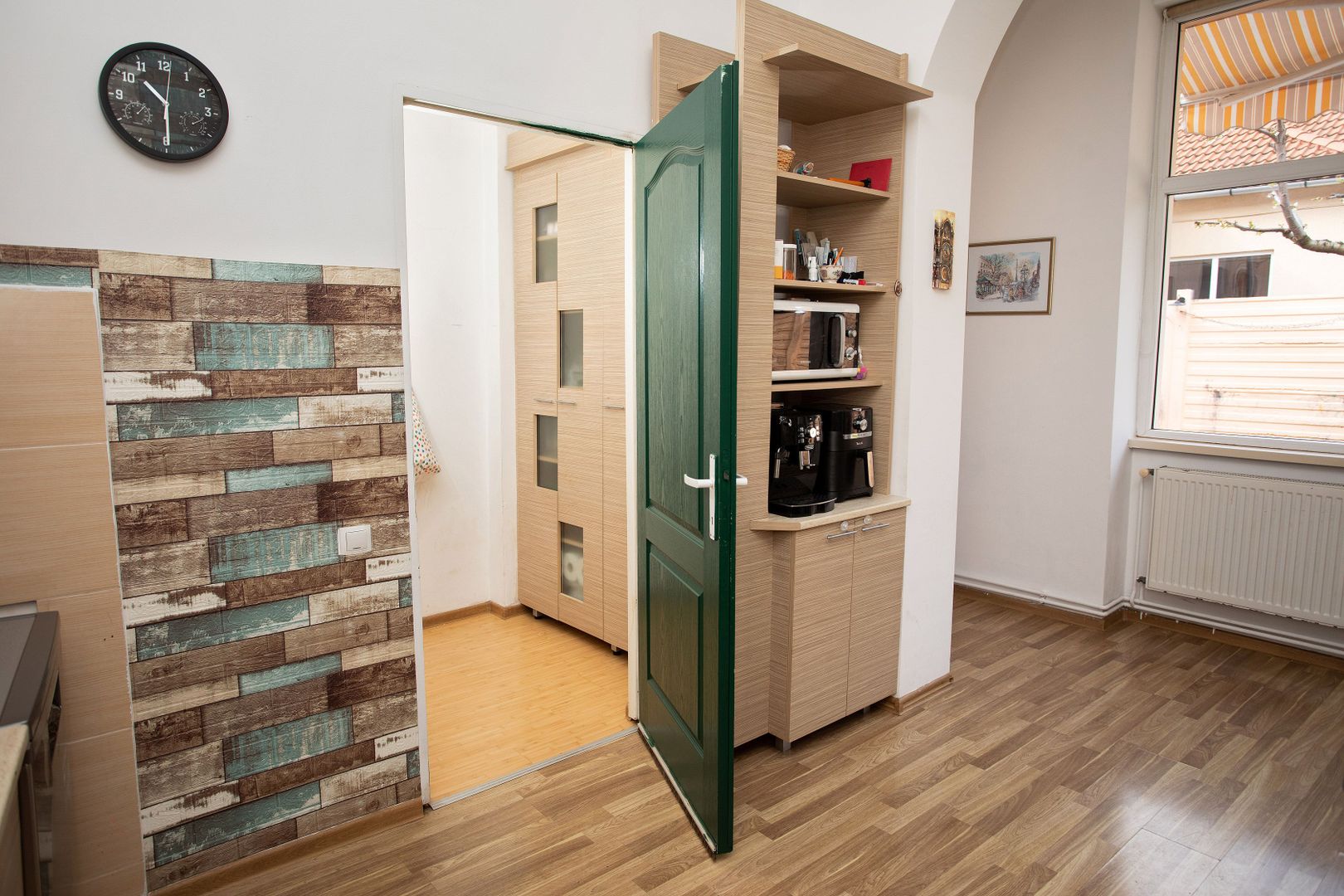 Vilă, singur în curte, central, Oradea 128 mp. 800  E/lună. Comision 0 - Poză 29