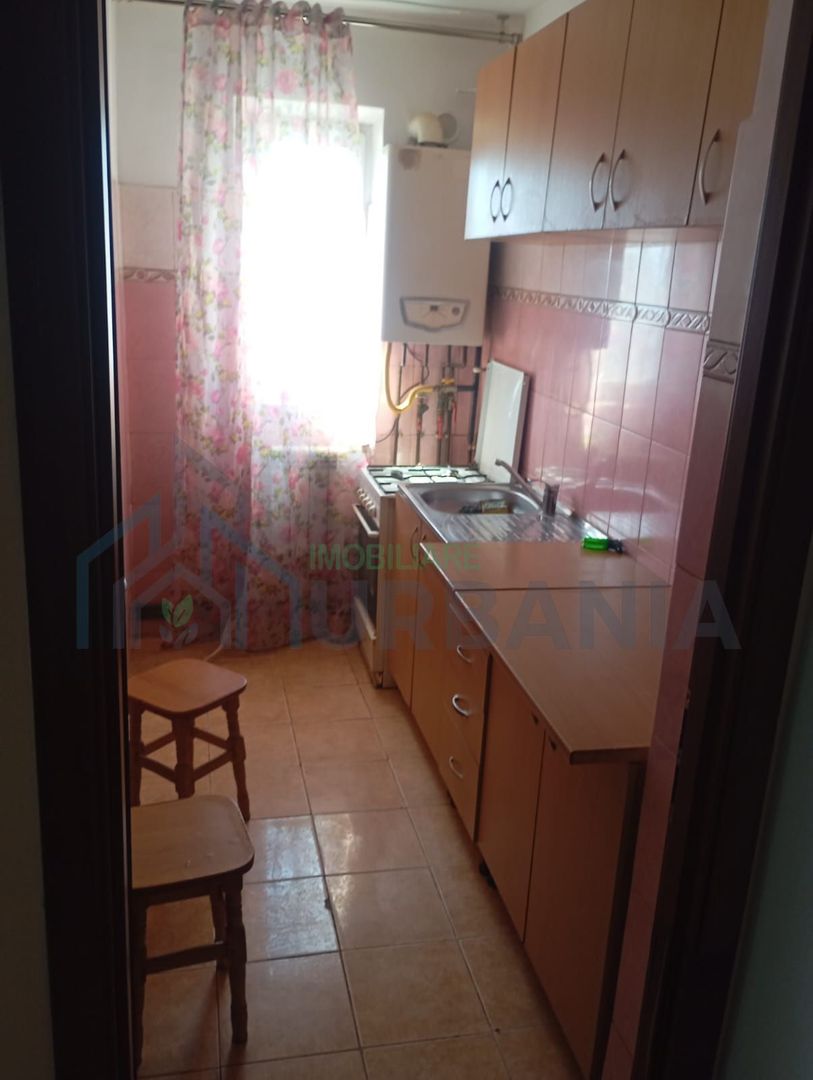 Apartament 2 camere decomandat, mobilat, de inchiriat in Alexandru cel Bun - Poză 5