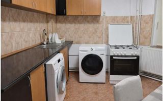 Apartament 2 camere, zona Regina Maria, decomandat, mobilat. - Poză 1