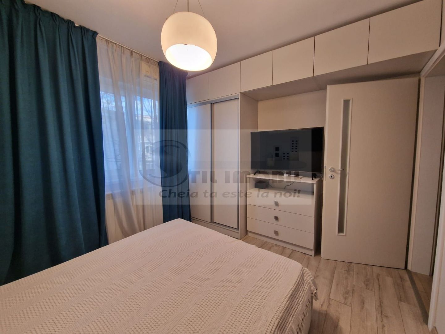 Liber, mobilat modern, apartament 3 camere, Tatarasi Posta, etaj 3/4 - Poză 8