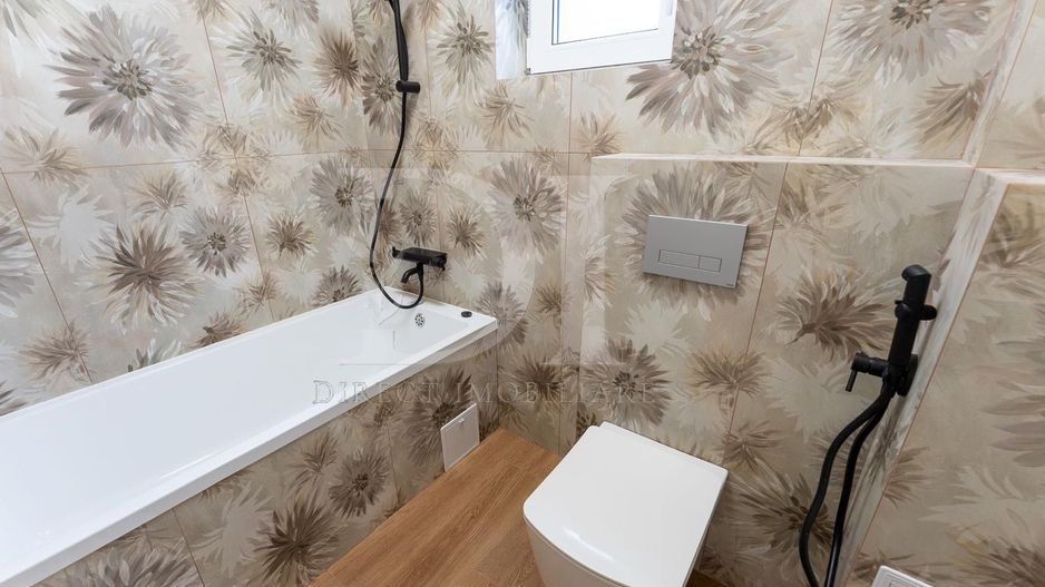 Casă la cheie ultrafinisată | Zona Il Milanese, Florești - Poză 16