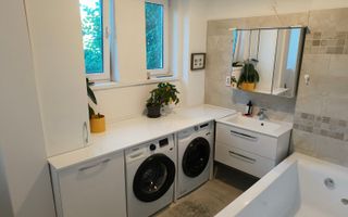 Apartament 4 camere 111 mp utili garaj si teren 458 mp zona Centrala - Poză 9