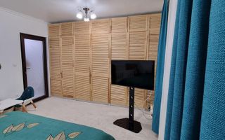 De vânzare apartament cu 3 camere, zona Primăverii - Poză 3