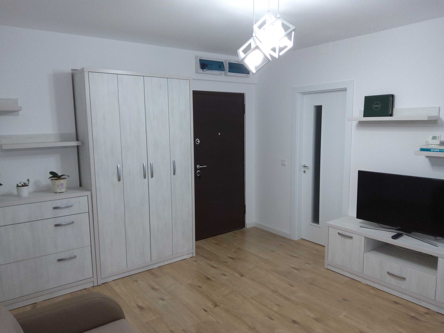 Apartament 2 camere de inchiriat in complexul Belvedere Residence. - Poză 1