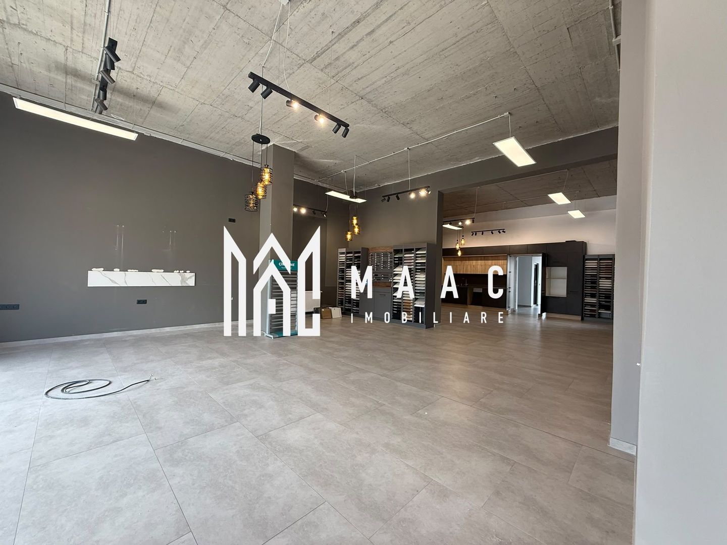 Spațiu comercial 150 mp | Turnișor, Sibiu | 7 parcări, 2 accese - Poză 10