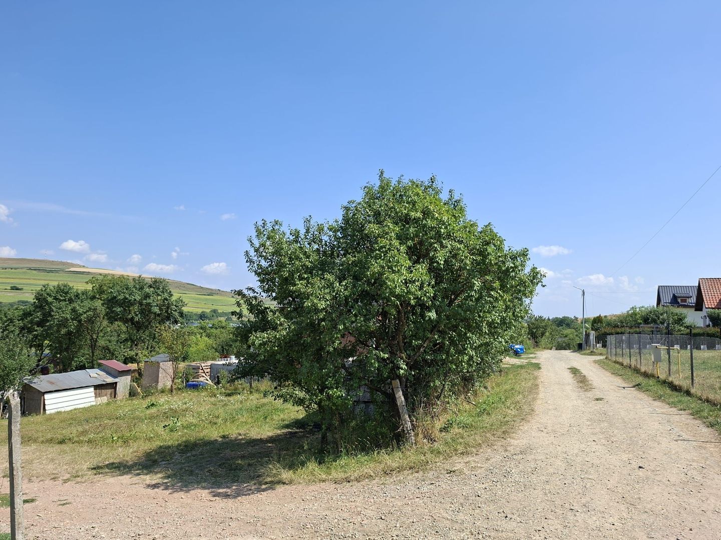 Teren de vanzare in Valcele - Poză 1