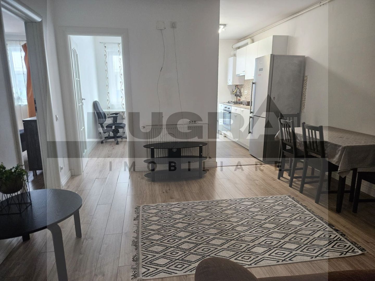 Apartament 3 camere, 50 mp, terasa 10 mp, garaj, zona Vivo - Poză 4