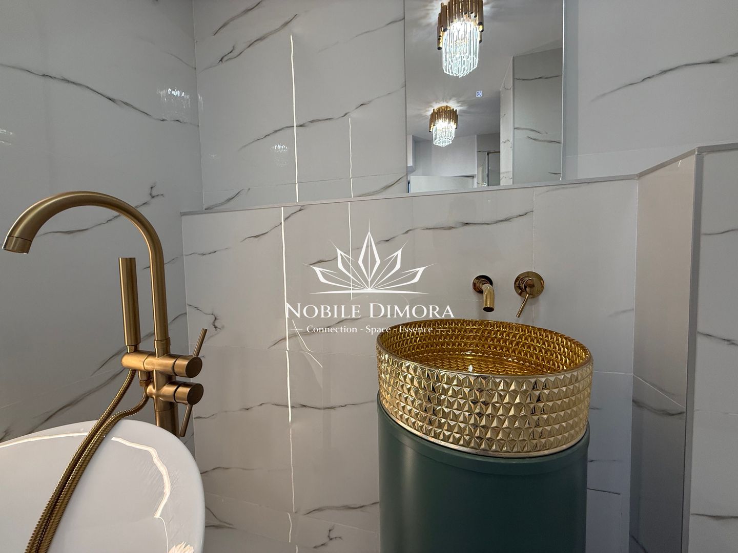 Apartament de lux - Ultracentral - 2 camere - parcare privata - Poză 19