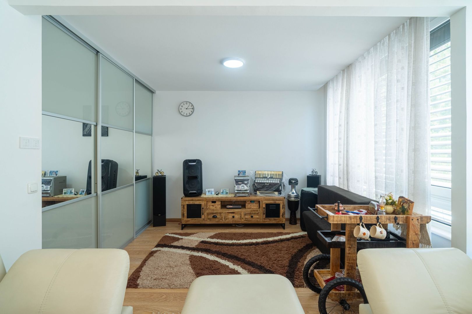 Apartament 2 camere cu lift și cheltuieli mici - Poză 2