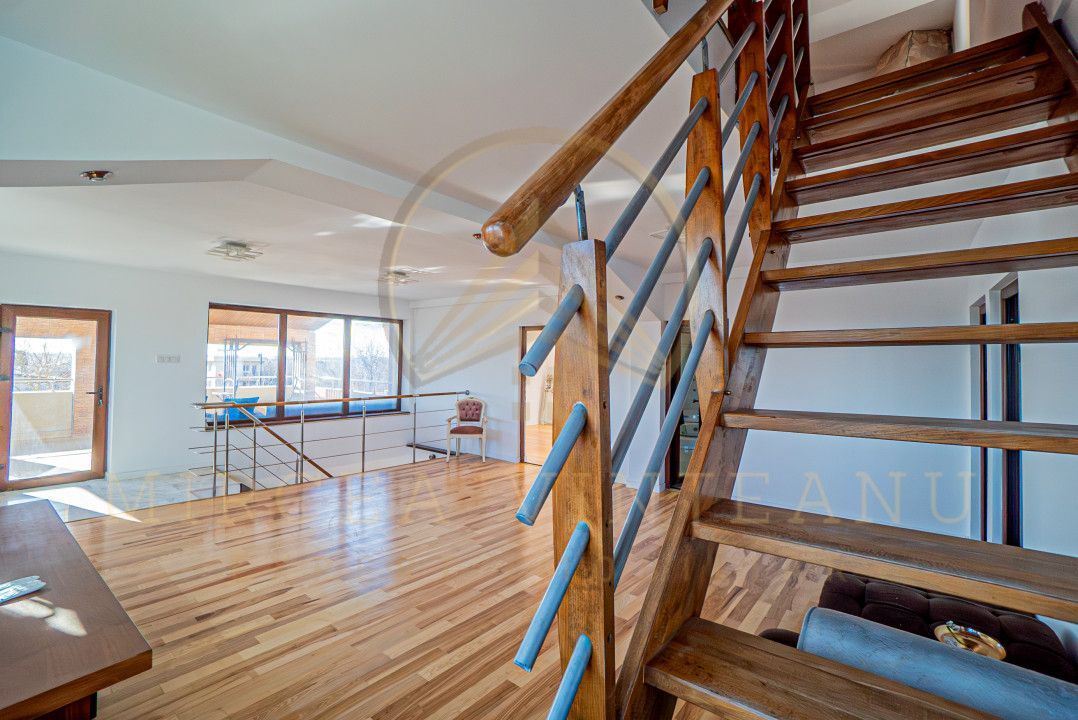 Lazu - Vila de vânzare compusă din P+1E+M. - Poză 34