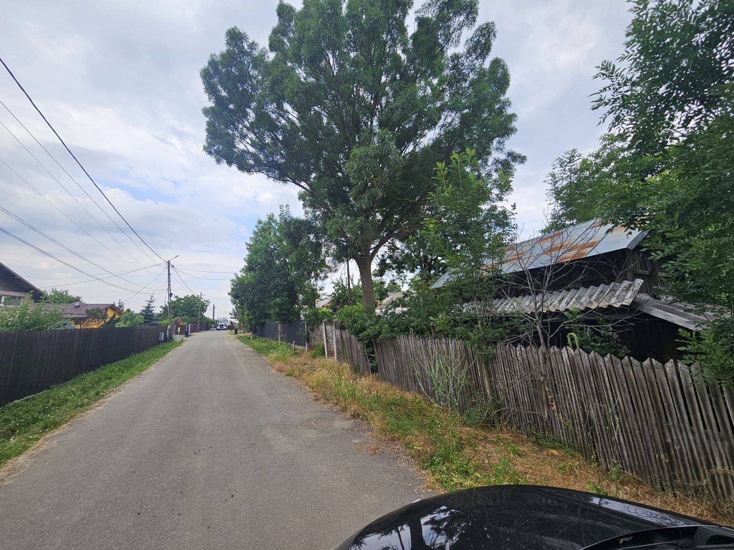 Teren pentru casa Izvoru, gaze, apă, canal, curent, central - Poză 1