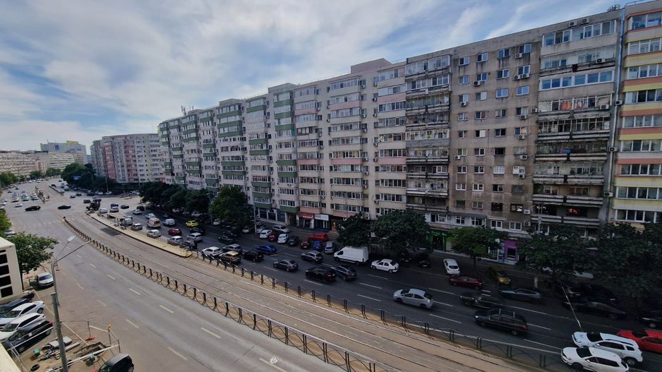 Apartament 3 camere Stefan cel Mare/Lizeanu - Poză 1