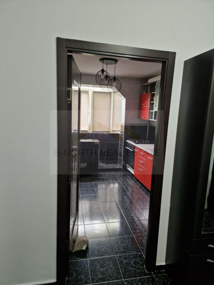 Apartament cu 3 camere Aparatorii Patriei - Poză 5