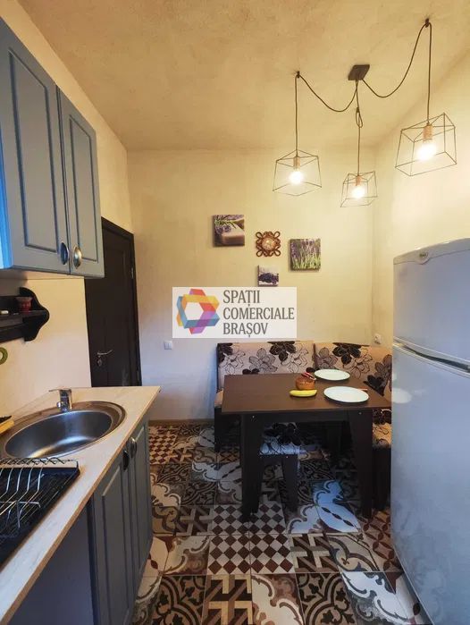 Casa formata din doua apartamente , recent renovata, zona AFI 110 mp - Poză 9