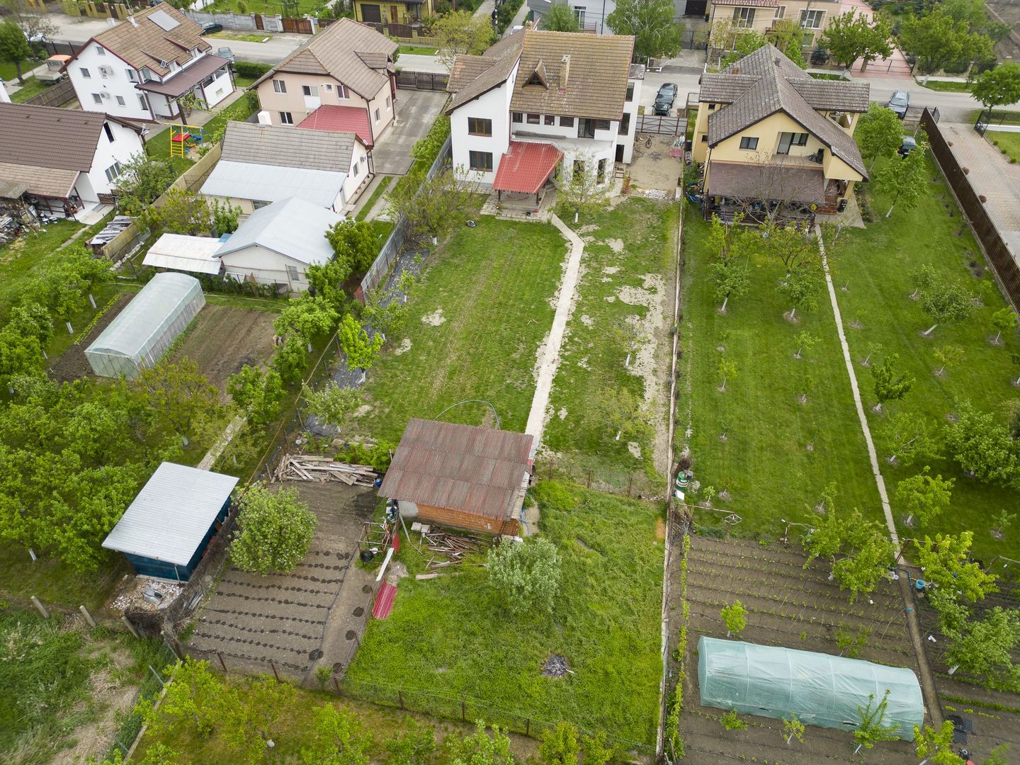 Vilă cu 8 camere în Săcălaz, zonă Centrală - Poză 23