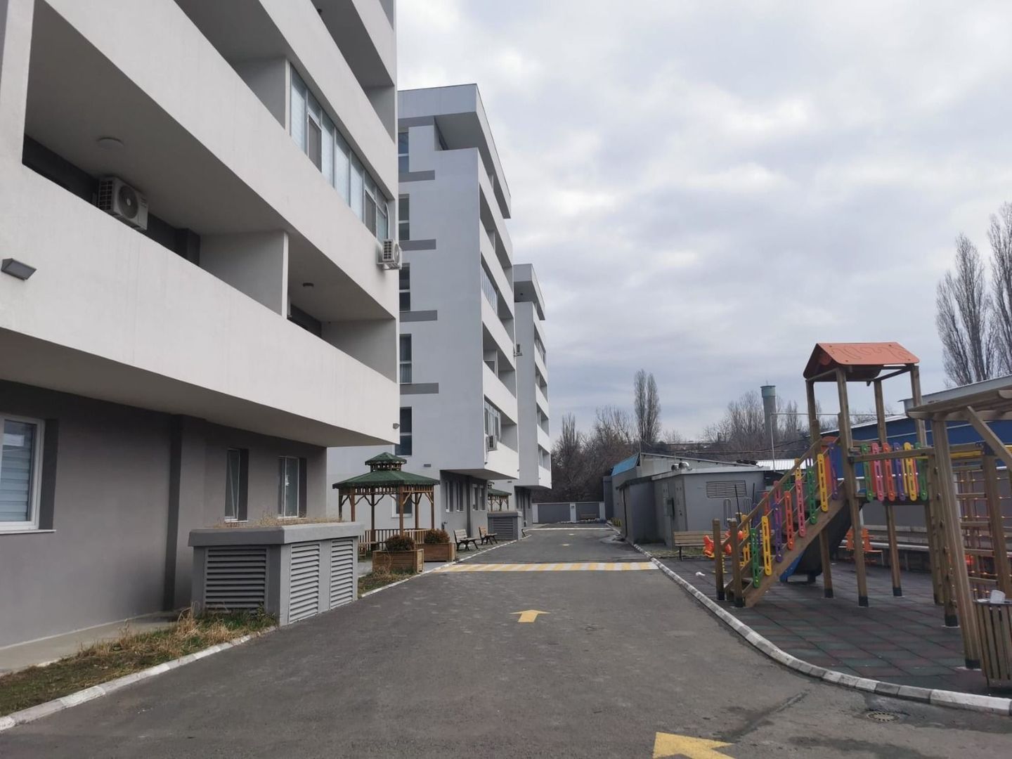 De vanzare Apartament 3 camere delta Vacaresti, Vitan Barzesti - Poză 14