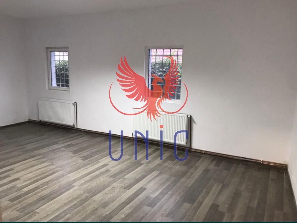 Spatiu de inchiriat in zona 1 Mai - Poză 6