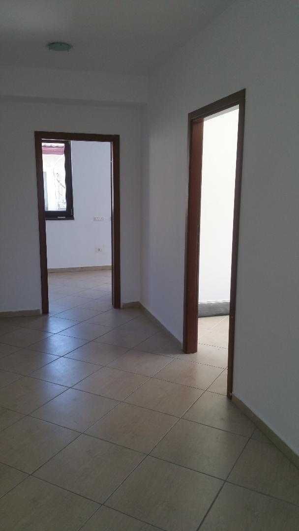 Proprietar inchiriez Vila P+2,din 2012,suprafata 345 mp, DAMAROAIA,S1 - Poză 4