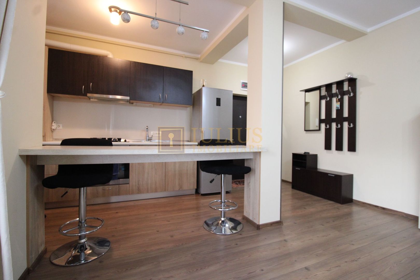 Apartament 2 camere, 2 locuri de parcare – Dumbrăvița - Poză 3