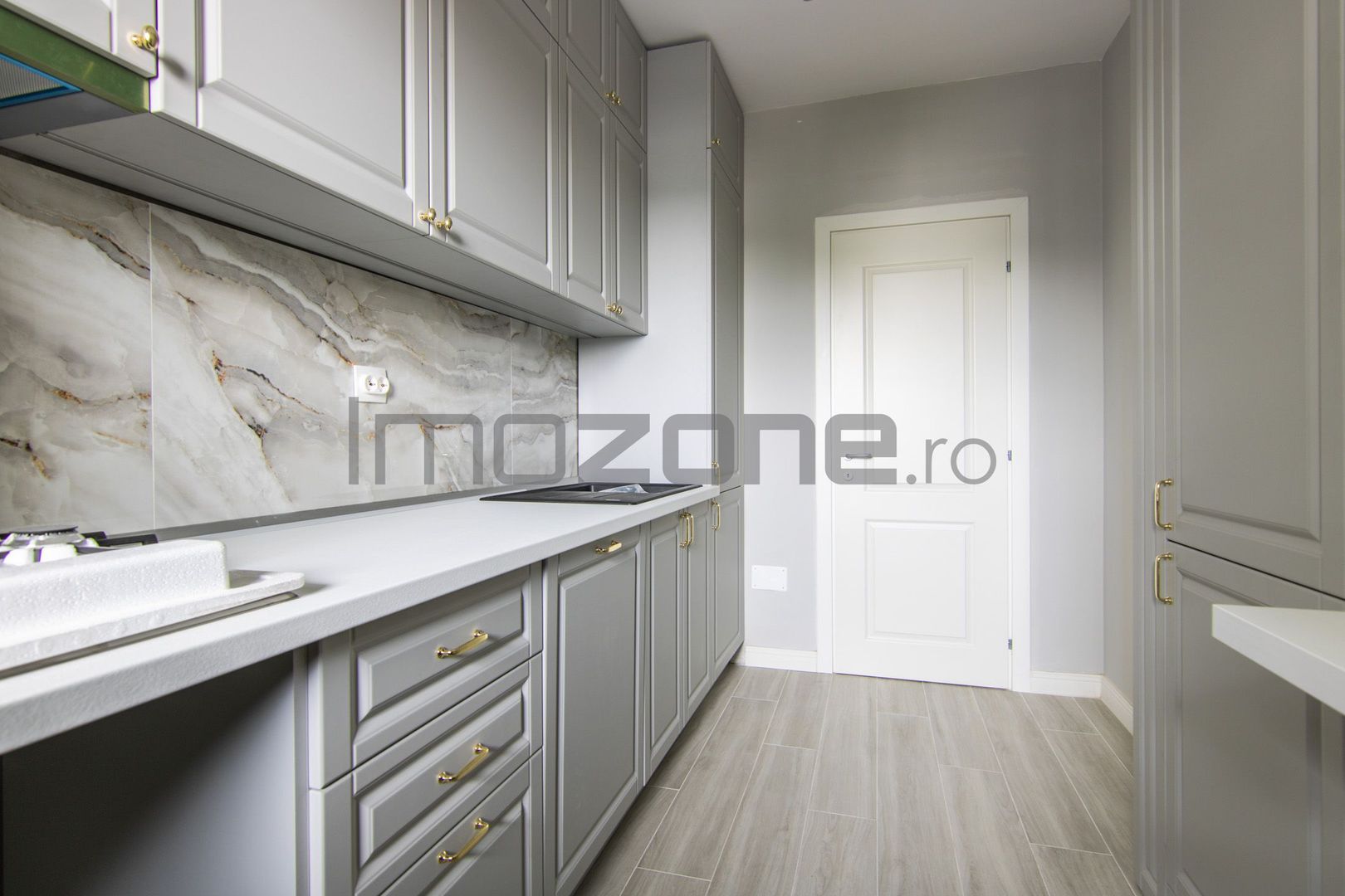 Apartament cu 3 Camere, Bucatarie Inchisa, 2 Bai, Doua Balcoane, langa Metrou - Poză 10
